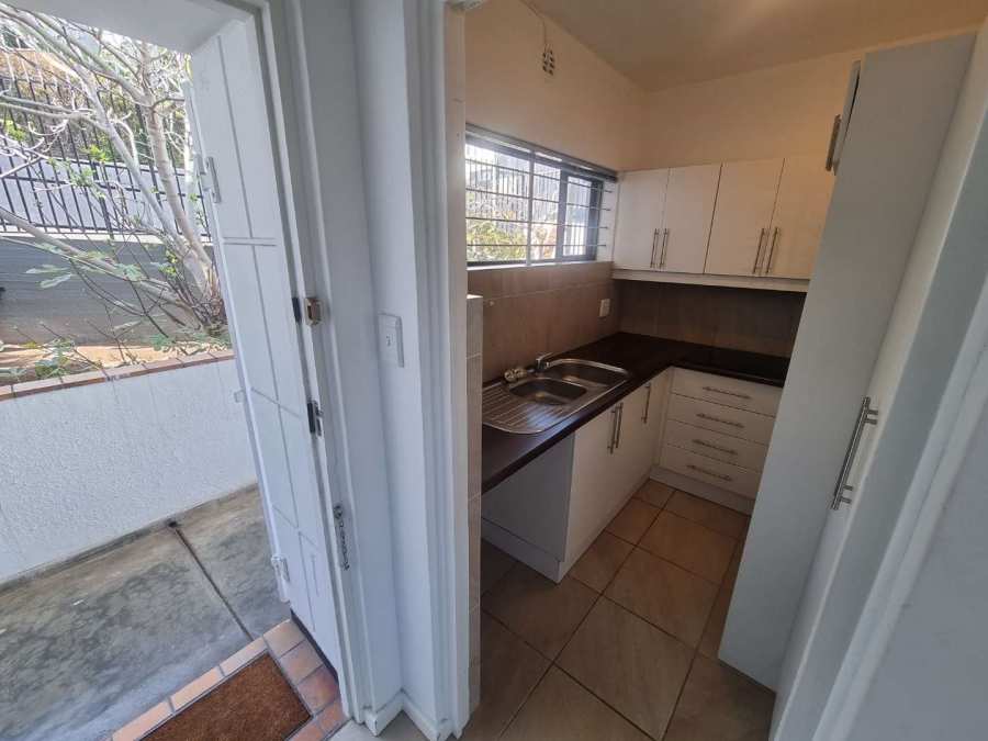 To Let 0 Bedroom Property for Rent in Sea Point Western Cape